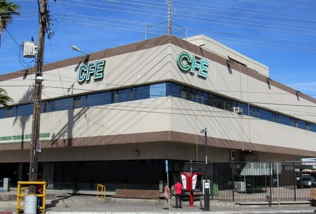CFE amplía servicios en el Valle de Mexicali ante quejas por apagones y altos recibos